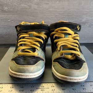SB dunk MID sz 10 ASBURY CASINO black/yellow